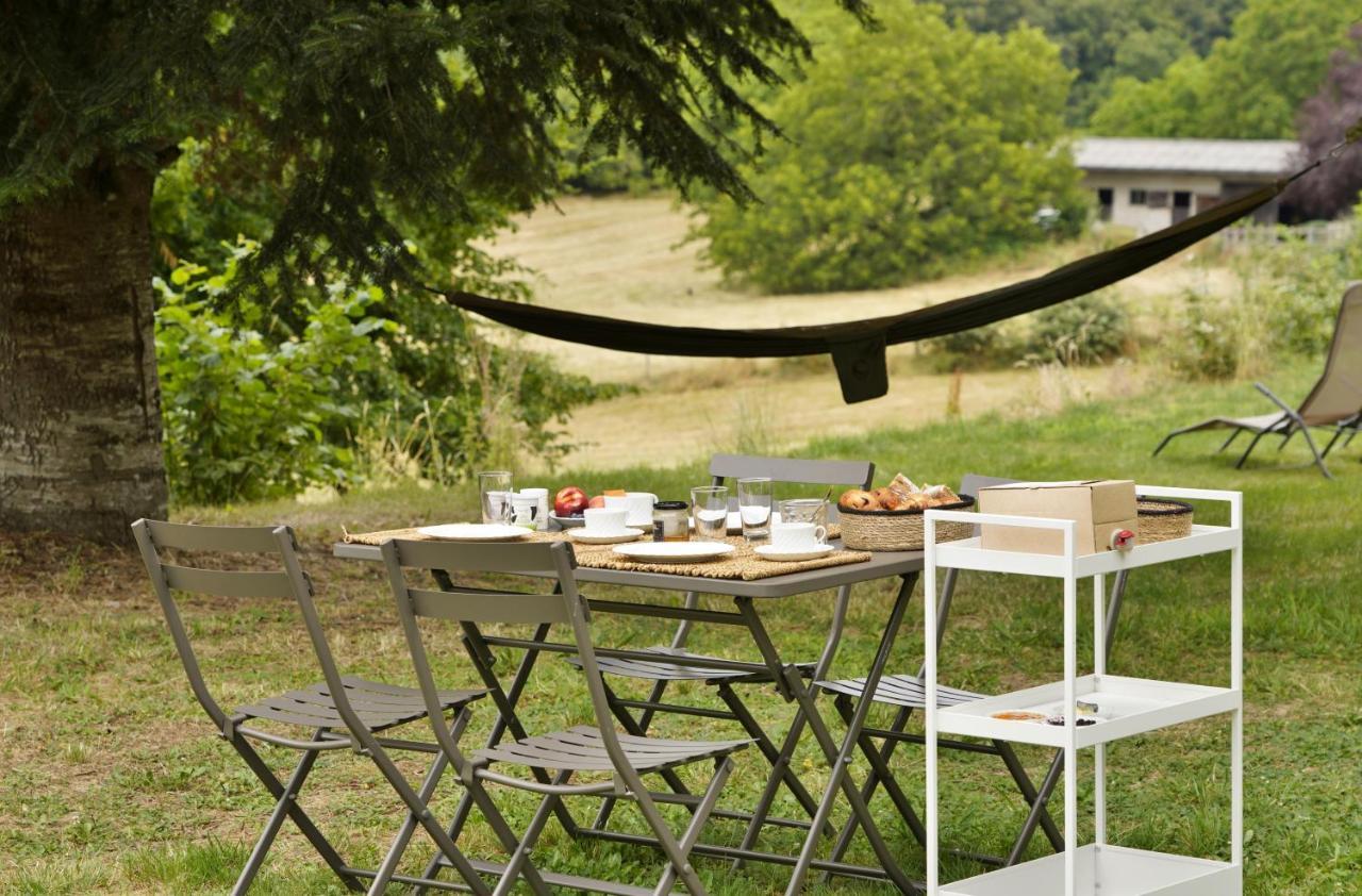 Une Pause En Correze Sarroux ภายนอก รูปภาพ